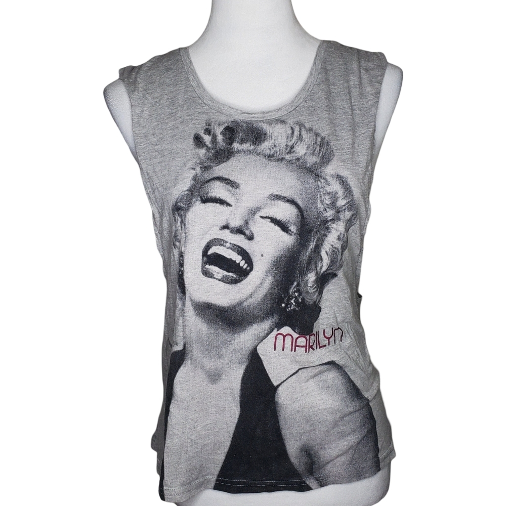 🦋Red Carpet Noir Vintage 1985 Marilyn Graphic Tank With A Twist